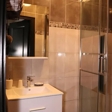 Monsigny Apartmán *