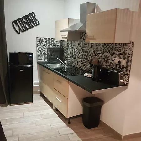 Monsigny アパート